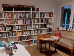 Bücherei Balje gemütliches Sofa